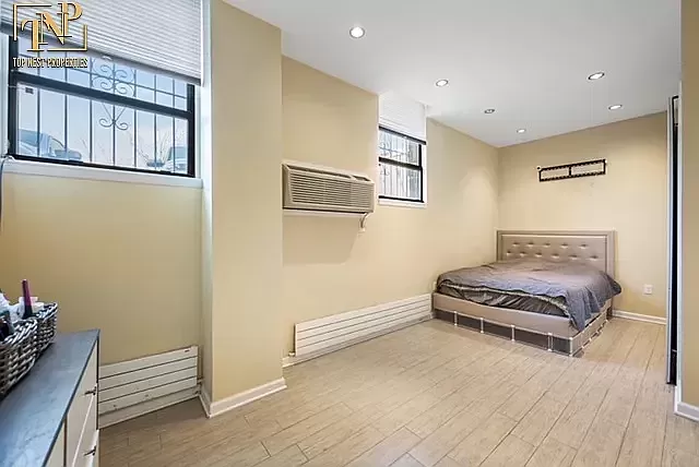 Apartment for Sale in Sheepshead Bay New York, Brooklyn