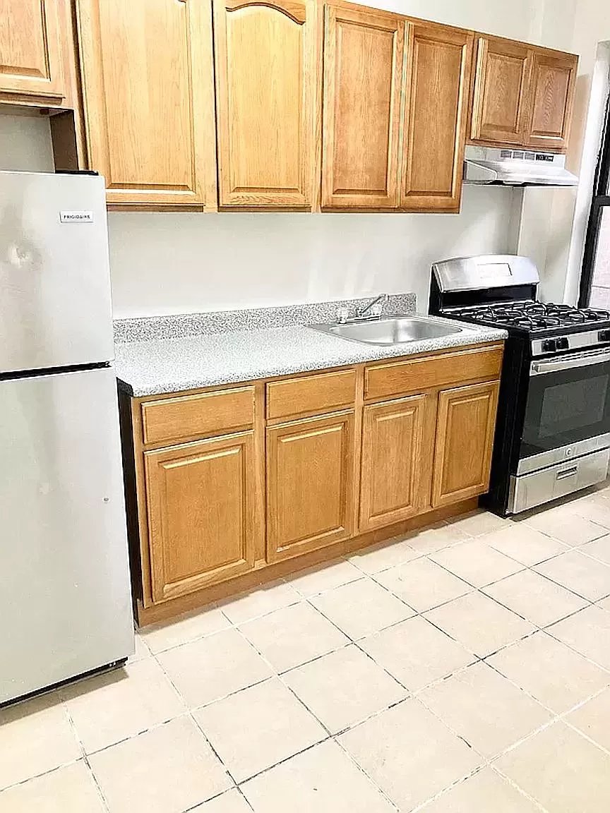 Property Available for Rent in Parkchester, New York Bronx