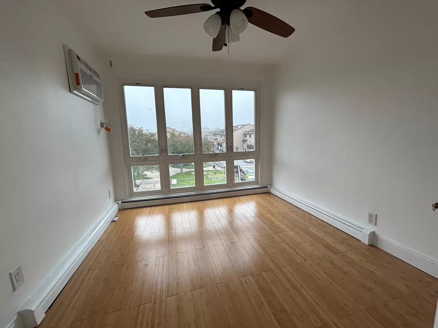 Property for Rent in Heartland Village, Staten Island NY