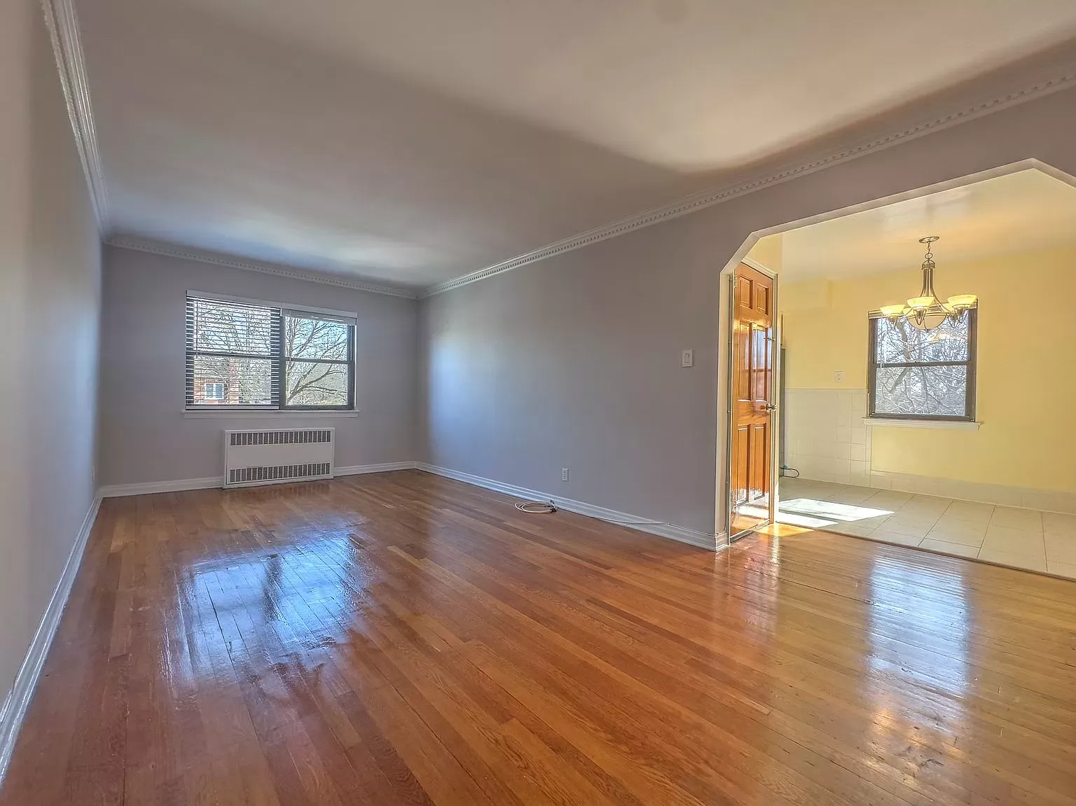 Apartment for Rent in Middle Villege, Queens NY
