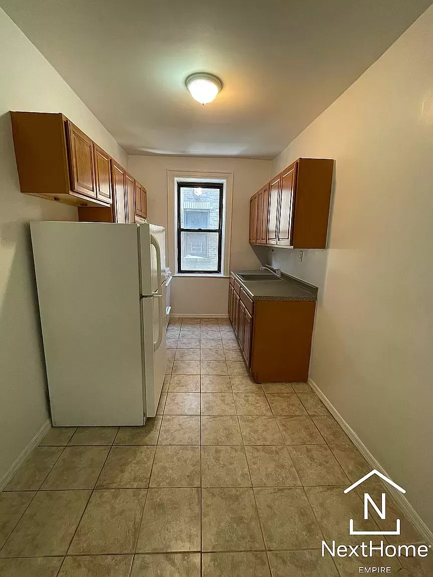 Apartment for Rent in Jackson Heights, New York Queens