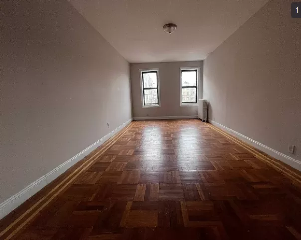 Apartment for Rent in Pelham Parkway Bronx, NY