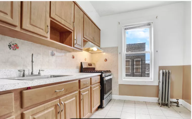 Apartment for Rent in Brooklyn Brownsville , NY