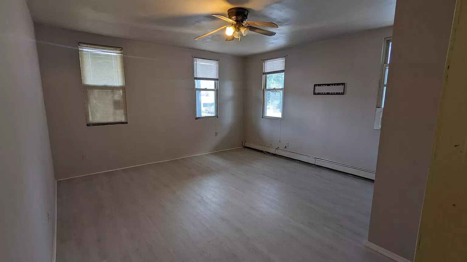 Apartment for Rent in Woodhaven Queens New York
