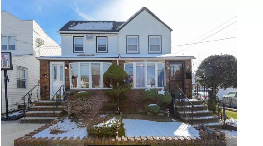 House for Sale in Brooklyn Marine Park, NY