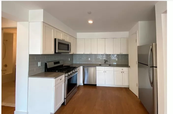 Apartment for Rent in Queens Long Island, NY