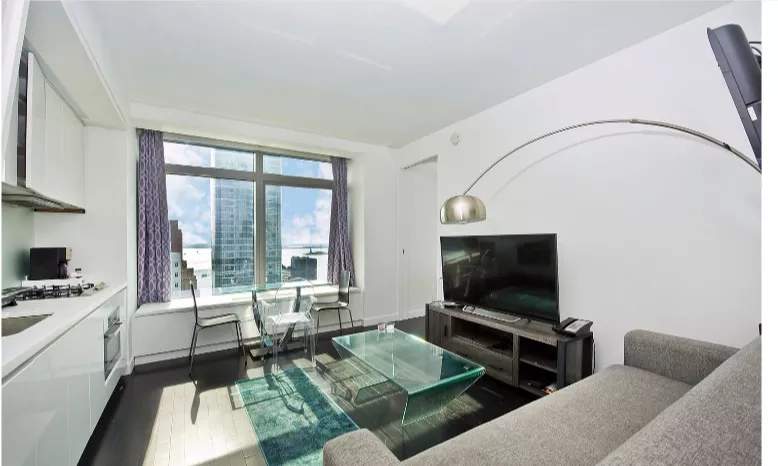 House for Sale in Manhattan Financial District, NY