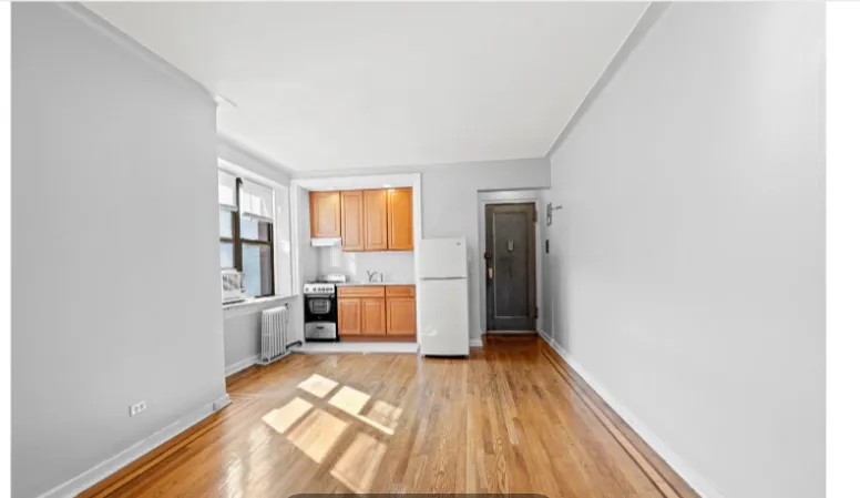 Apartment for Rent in Queens Forest Hills, NY