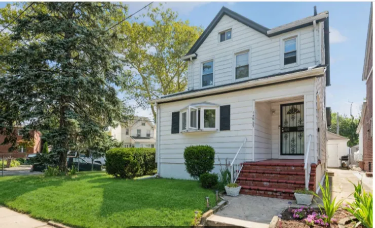 House for Sale in Queens Rosedale, NY