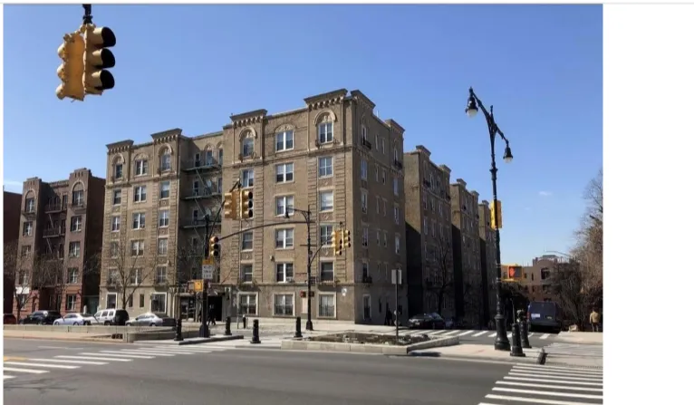 House for Sale in Bronx Concourse, NY