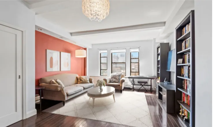 House for Sale in Manhattan Upper East Side, NY