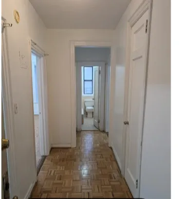 Apartment for Rent in Bronx Pelham Parkway, NY